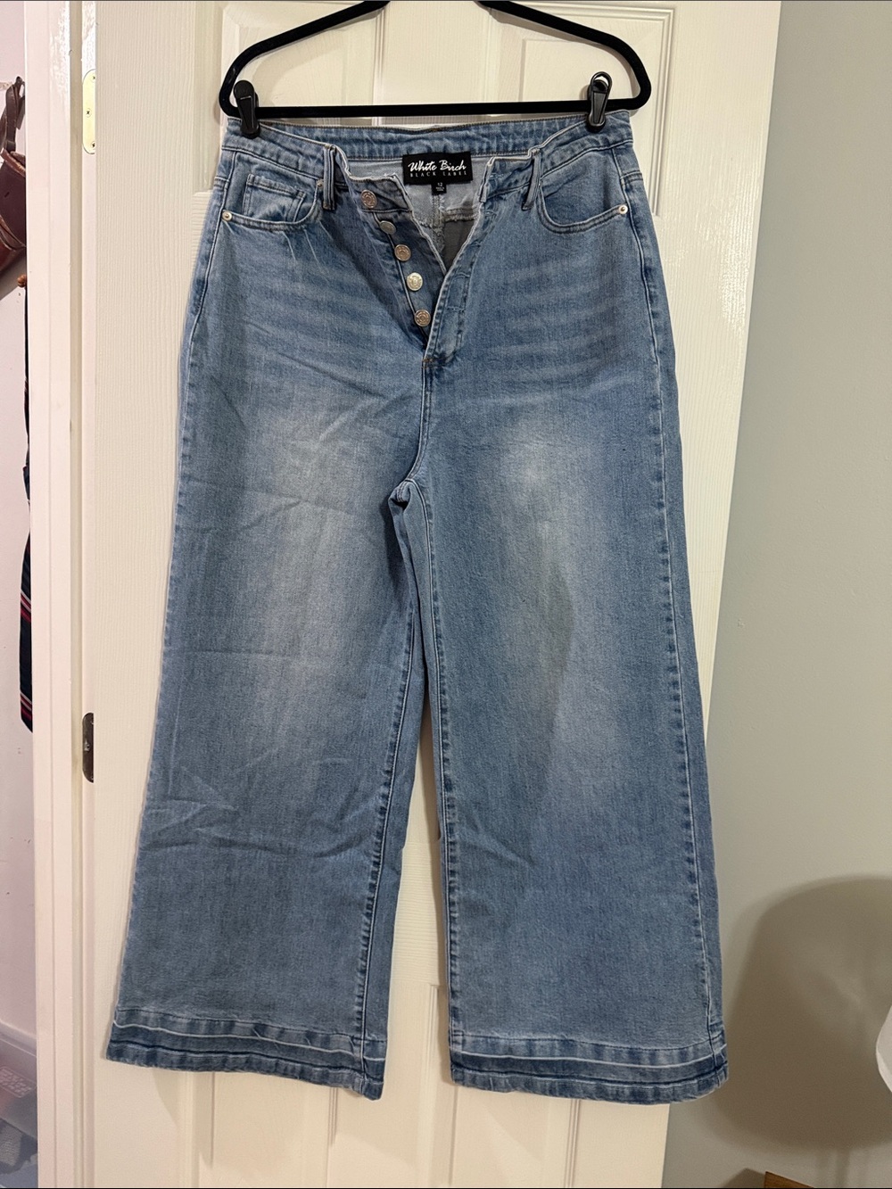 white birch Light Blue Wide-Leg High-Rise Jeans NEW no tags